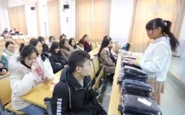 大学班长工作月总结推荐7篇
