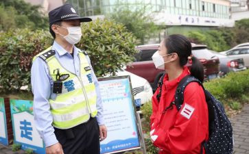 爱护校园环境的倡议书7篇