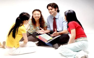 大学生英语口语自我介绍范文6篇