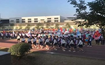 我们班的怪同学作文5篇